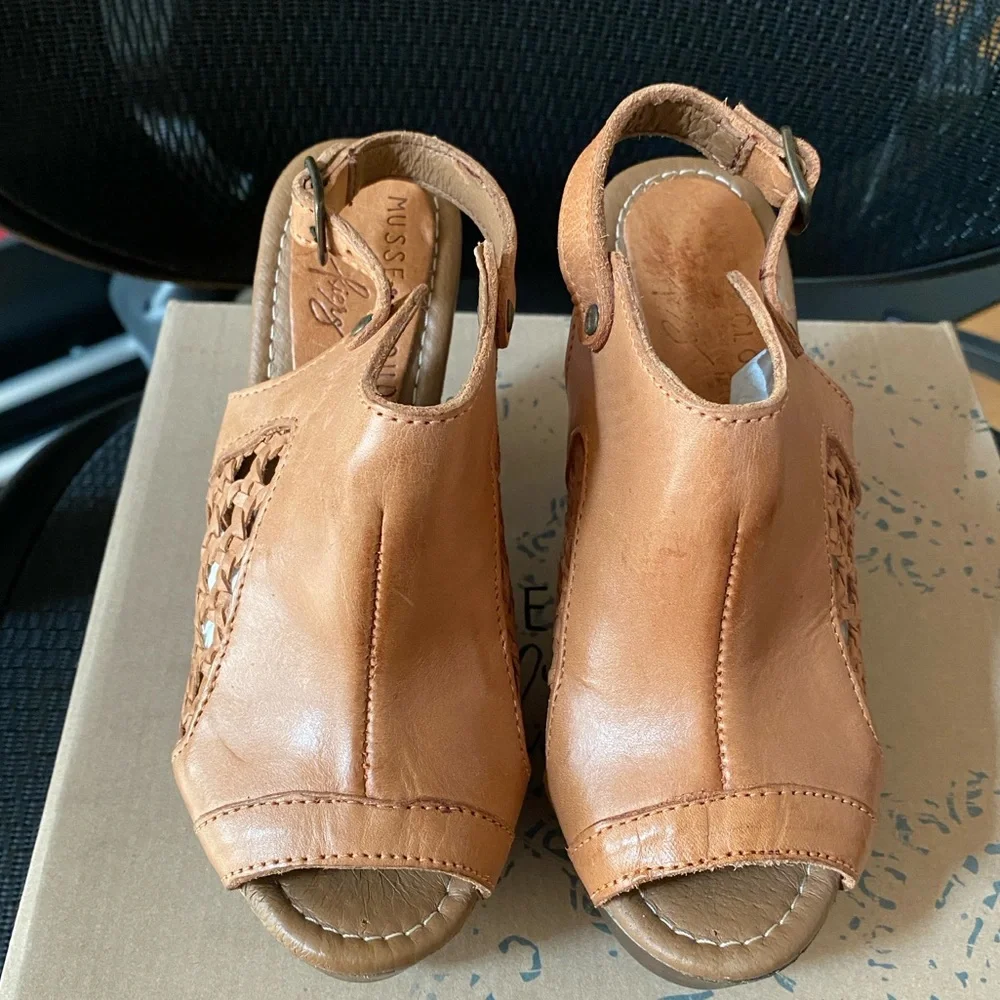 MUSSE & CLOUD Leather Heeled Sandals